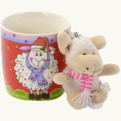Mok Hubi het schaap. Leuk cadeau voor de kerst. Het schaap Hubi met mok in een leuk kersthuisje. Beperkt leverbaar, op=op