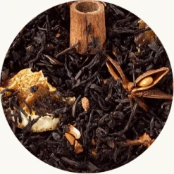 Zwarte thee sinaasappel kaneel we hebben deze thee melange heerlijk traditioneel gehouden. Het is een klassieke zwarte thee gecombineerd met favoriete ingrediënten die een gemoedelijke smaak vormen. Kaneel prikkelt onze smaakpapillen, in combinatie met verfrissende sinaasappels.